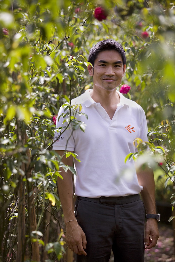 คุณอรุษ นวราช หรือ คุณโอ กรรมการผู้จัดการหัวสมัยใหม่